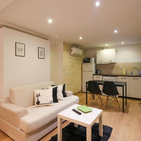 Stylous Apartment At The Center Сантандер Экстерьер фото